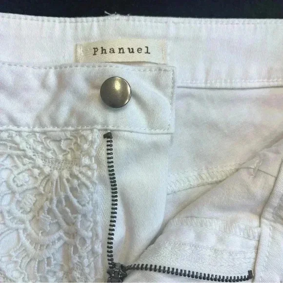 Phanuel white lace crochet shorts women’s L - Picture 5 of 5